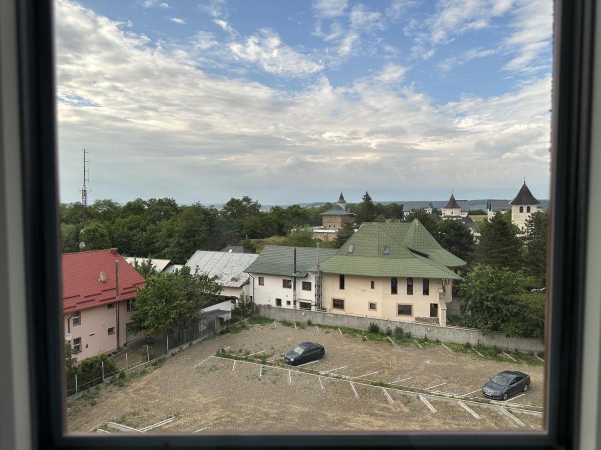 Apartament In Suceava, Zamcaアパートメント エクステリア 写真